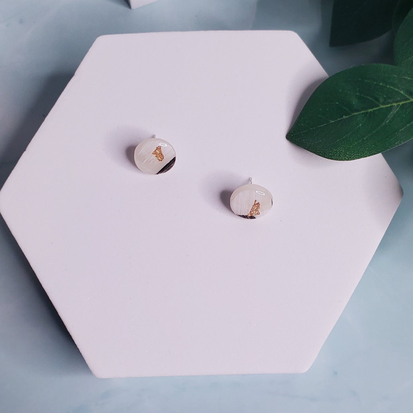 Abstract Circle Stud